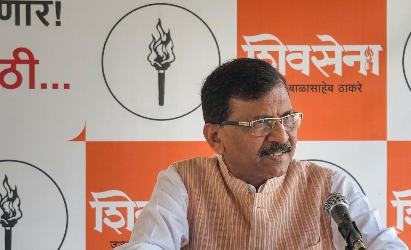विरोधी पक्षांचे अस्तित्व संपवण्यासाठी भाजपला हवी तशी मतदारसंघांची पुनर्रचना; संजय राऊत यांचा प्रहार
