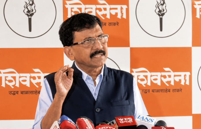 पुलवामा आणि पहलगाम हल्ल्यानंतरच अमित शहा यांना पदावरून हटवायला हवे होते: संजय राऊत