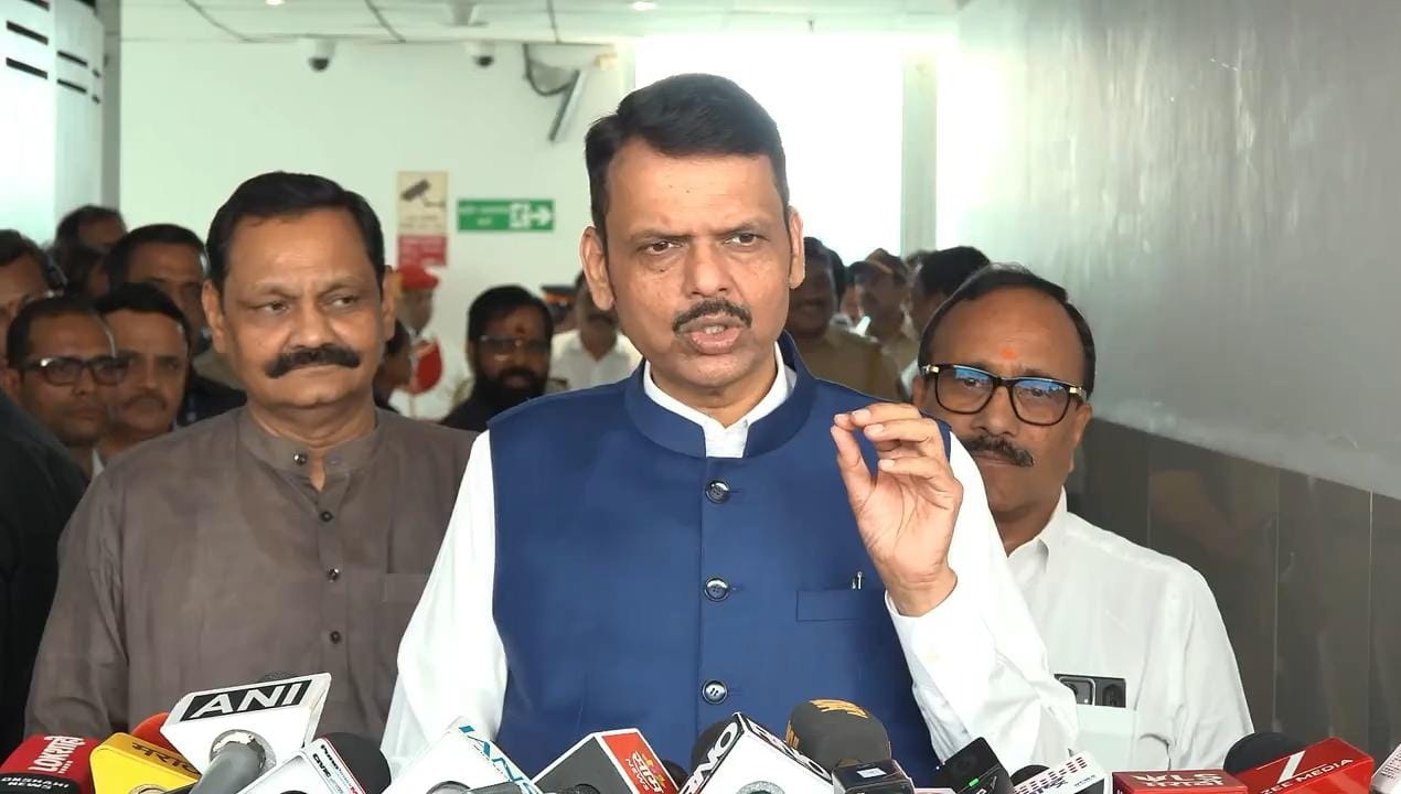 संविधान आणि लोकशाही संपवणे हा इंडिया आघाडीचा कट: देवेंद्र फडणवीस