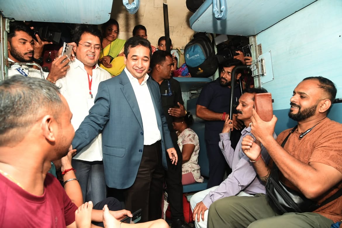 मुंबई ते कोकण धावली पहिली ‘मोदी एक्सप्रेस’