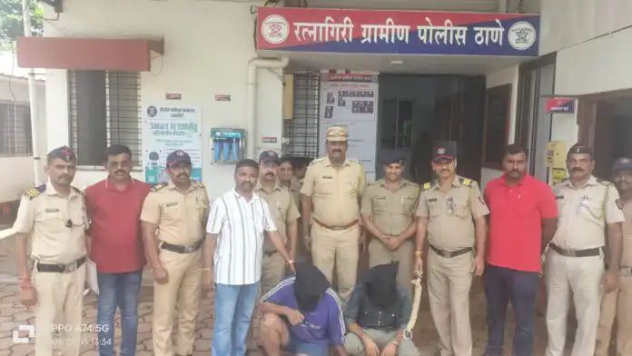 रत्नागिरीतील फणसवळेत बेकायदेशीर गोवंश कत्तलीचा पर्दाफाश